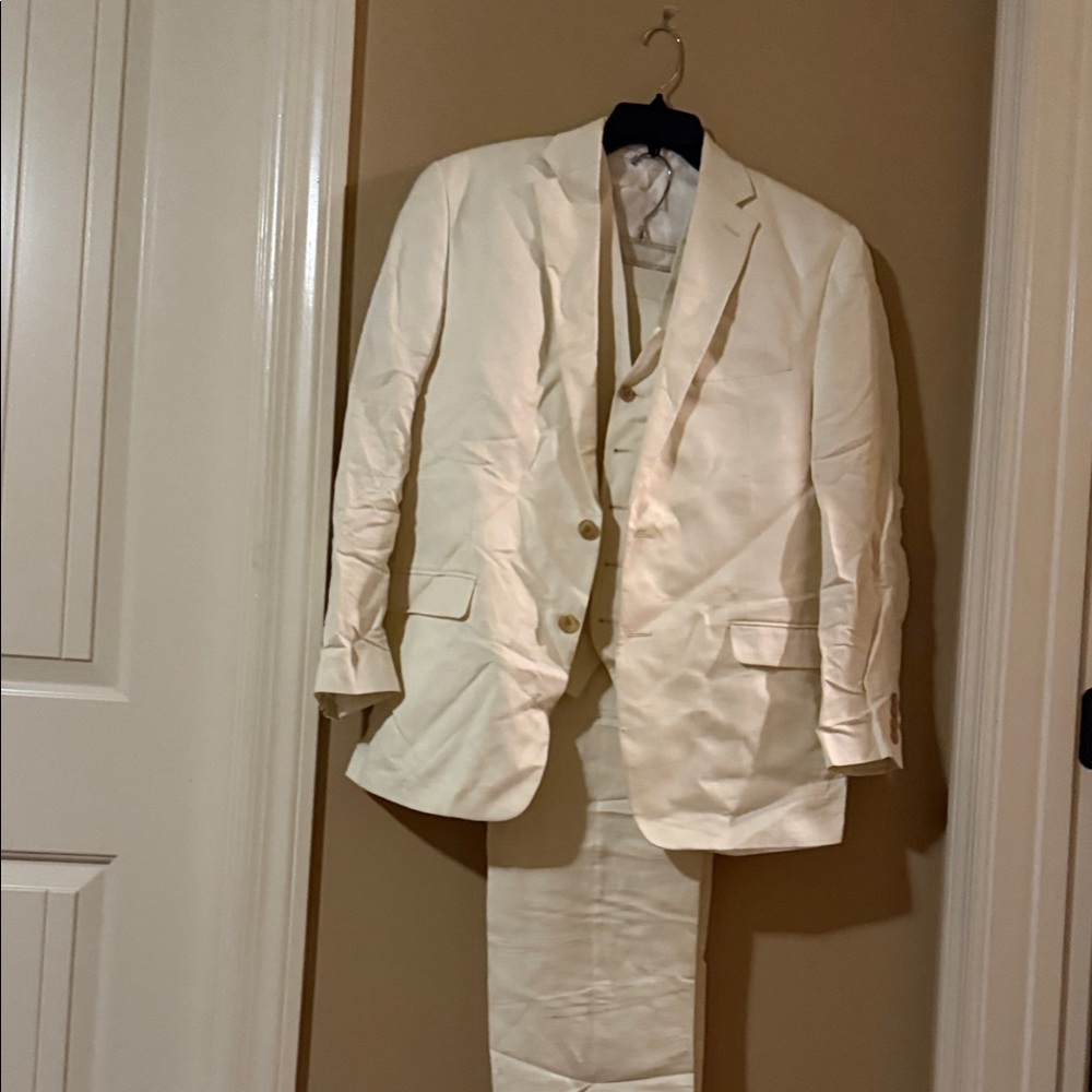 Lauren Ralph Lauren Men's Cream Suit
